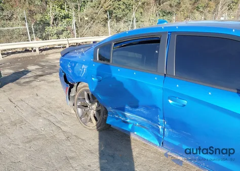 2023 Dodge Charger Sxt из США, поврежденный, VIN 2C3CDXBG6PH631687